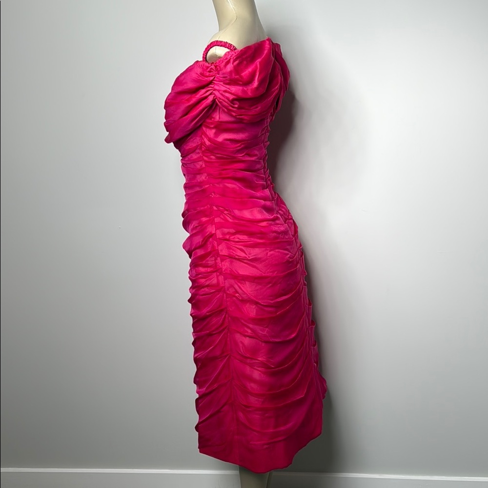 Elegant Pink Off-Shoulder Ruched Midi Dress - Picture 6 of 11